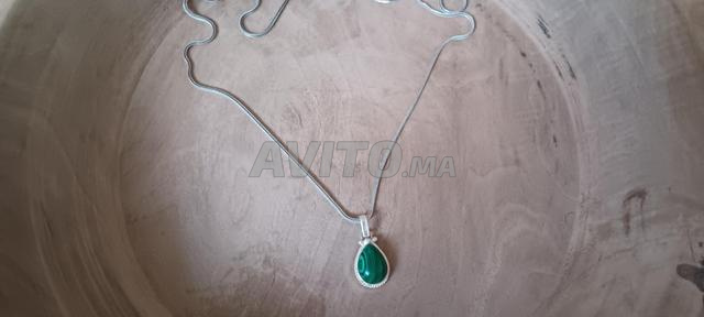 سلسلة بقلادة فضة حرة