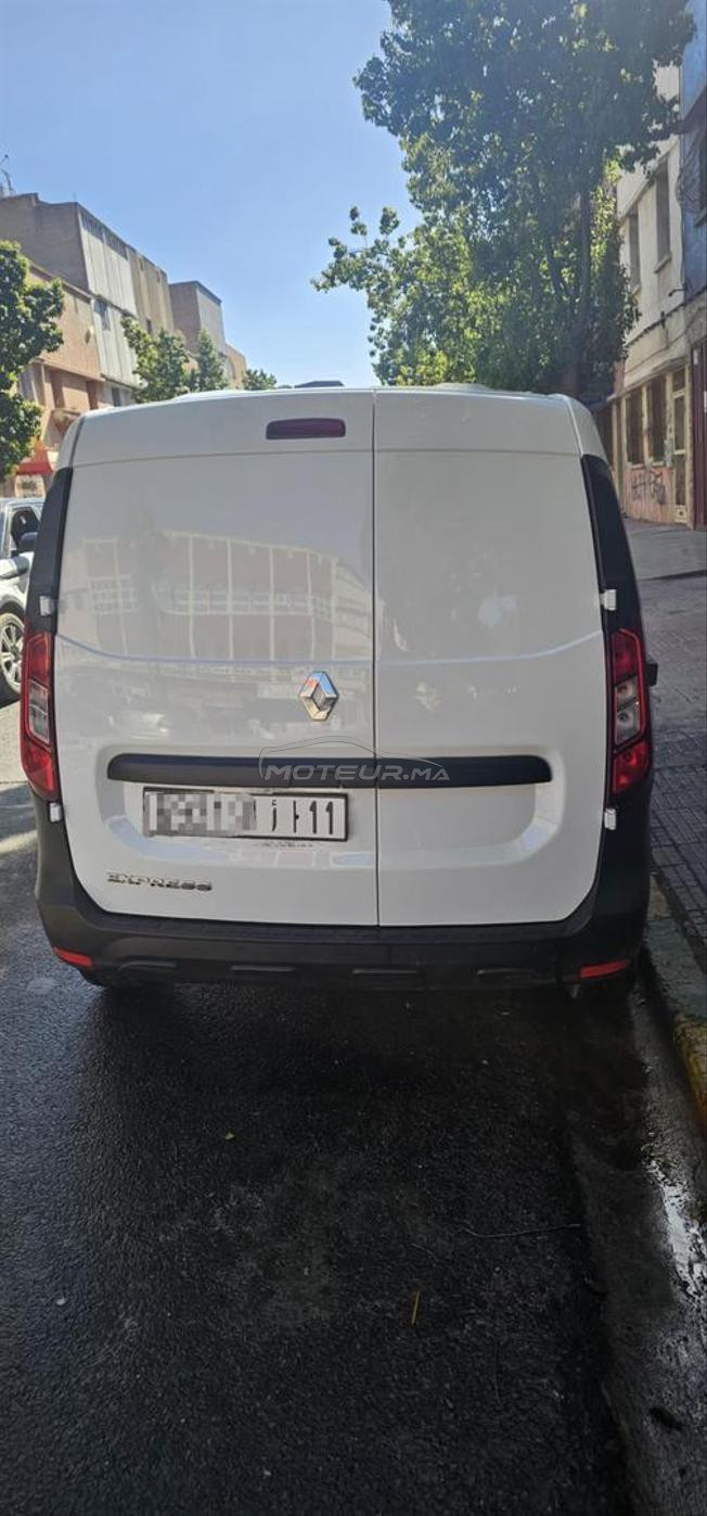 express van 12/2025