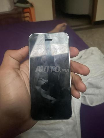iPhone 5 original en bon état - 2