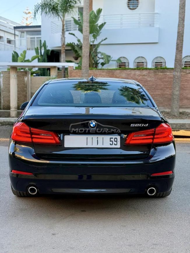 BMW SÉRIE 5 520d