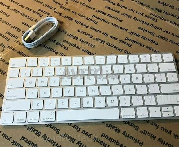 Clavier magique A1466 - 2
