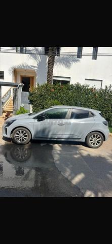 Renault clio presque neuf - 2