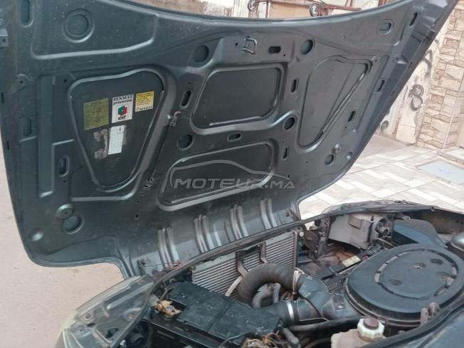 Renault Clio Essence Manuelle 1994 à Mohammedia