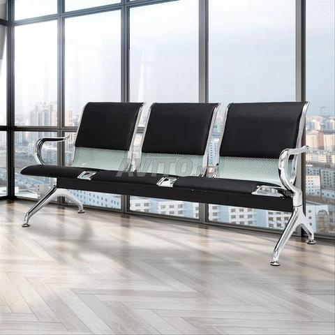 Banc d'attente 3 places. - 2