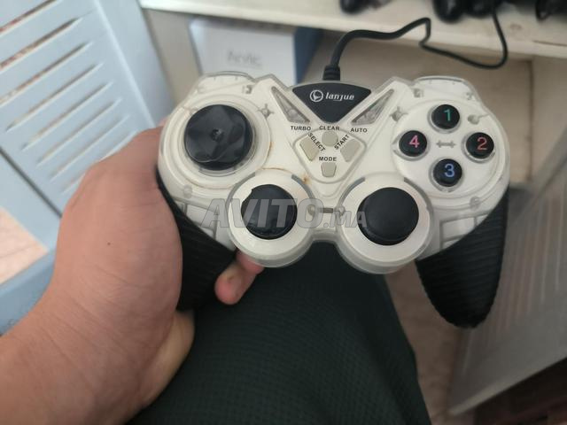 2 manettes de jeu prix raisonnable - 2
