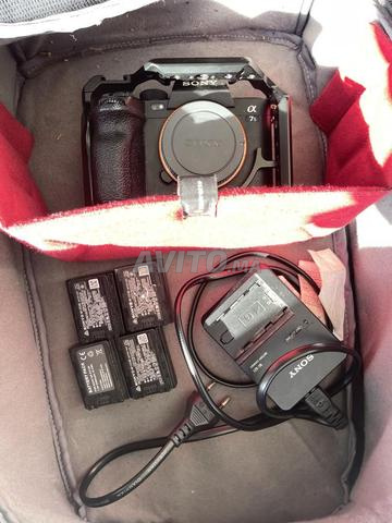 حزمة سوني A7S III قفص 4 بطاريات