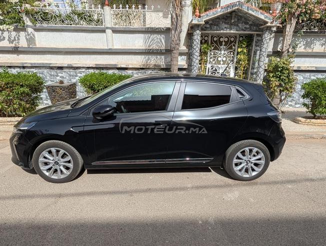Clio 5 2025 essence automatique presque neuve