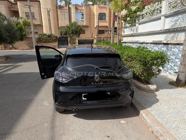 Clio 5 2025 essence automatique presque neuve