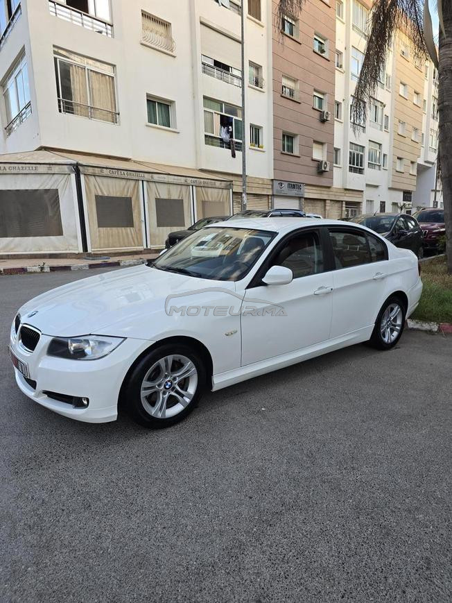 BMW Série 3 Diesel Automatique 2011 à Salé