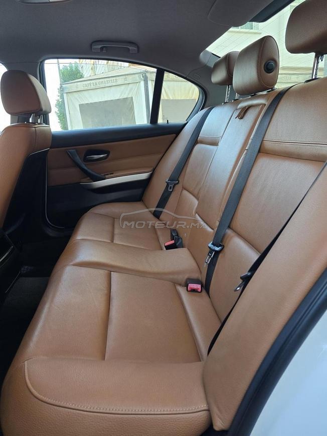 BMW Série 3 Diesel Automatique 2011 à Salé