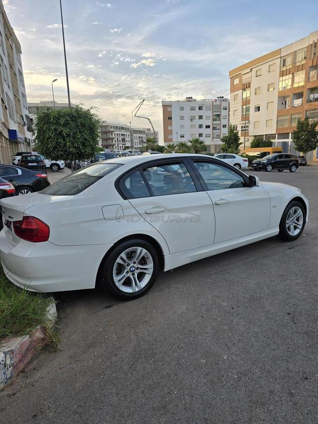 BMW Série 3 Diesel Automatique 2011 à Salé