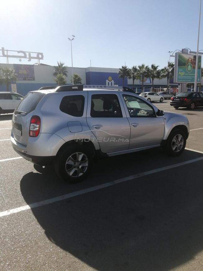 Duster très bon état bien entretenu 