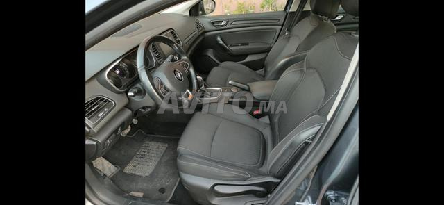 Renault Megane Diesel Automatique 2020 à Marrakech - 2