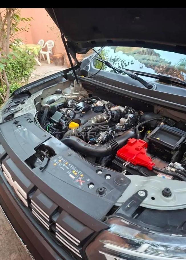 duster encore neuf e en garenti 