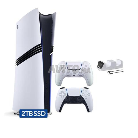 Console PS5 Pro SSD 2 To, 2 Manettes & Chargeur - 2