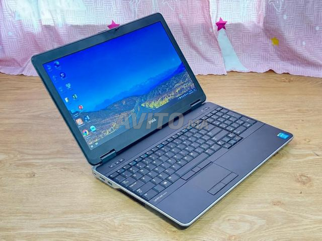 Dell i7 double graphique RAM 8 disque SSD écran 15 - 2