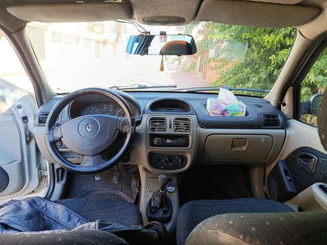 Renault Clio 2 classique 🇫🇷 Diesel ⛽.