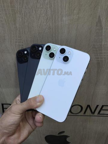 iPhone 15 128GB 87% batterie - 2