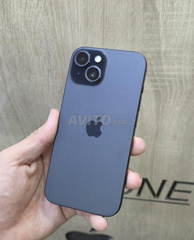 iPhone 15 128GB batterie 100% changée originale