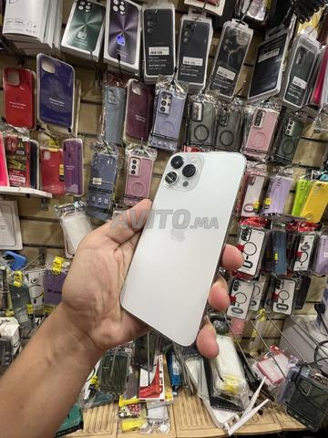 iPhone 13 Pro Max officiel 256/89 état - 2