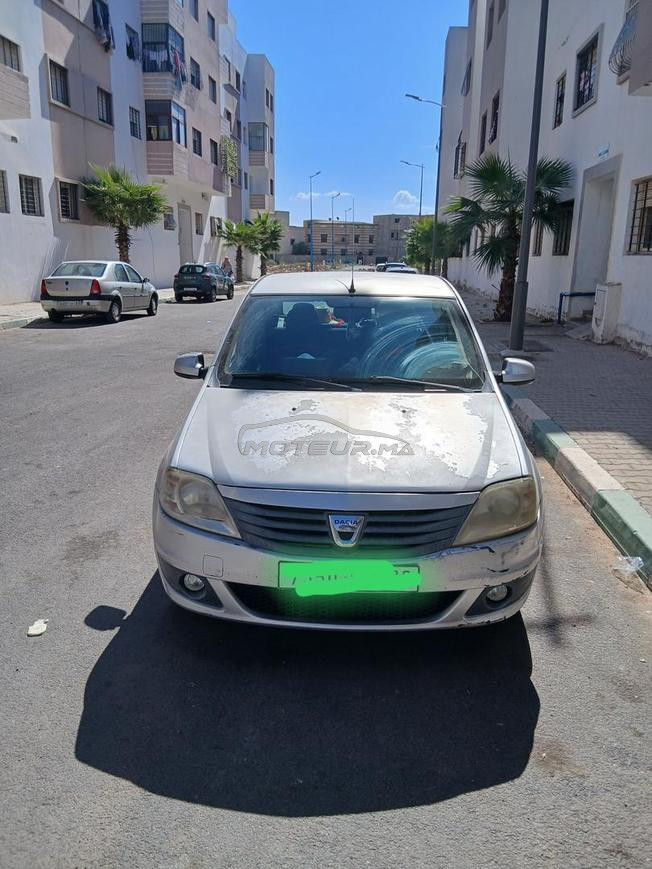 Dacia Logan Essence Manuelle 2013 à Youssoufia