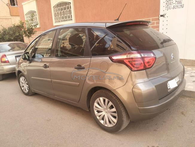 C4 picasso très bon état pour les serieux
