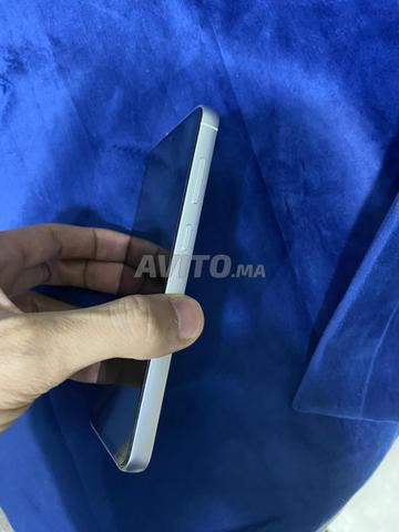 Samsung S23 FE 256G 8Ram - 2