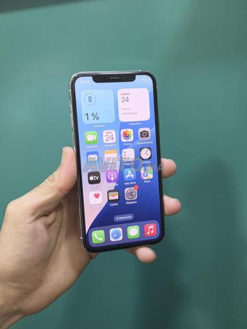 iPhone 11 Pro 64GB 83% batterie jamais ouvert - 2