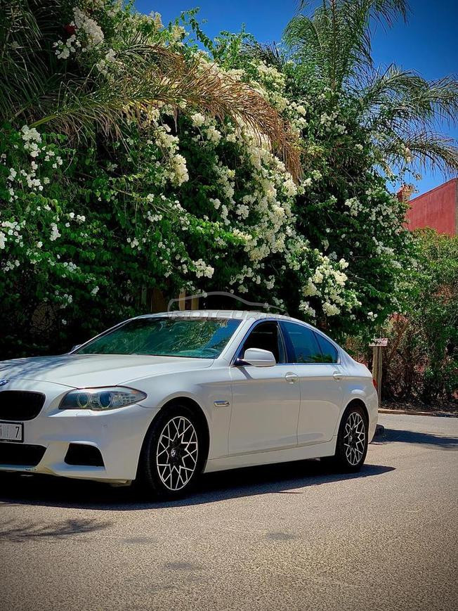 BMW SERIE 5 2013 EN BONNE ETAT