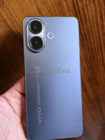 Vivo V60 Lite 5G duos 8Go/256Go/50Mpx très neuf - 2