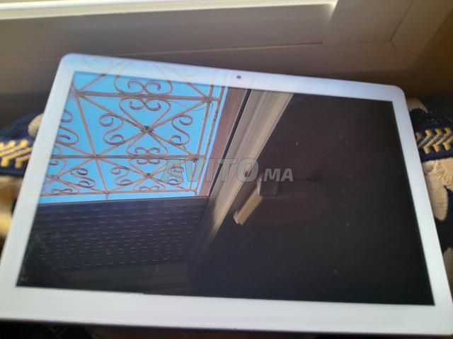 Tablette pour lire et jouer