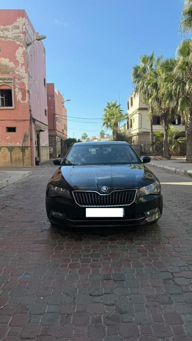 Skoda Superb Diesel Automatique 2019 à Essaouira