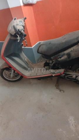 Scooter Peugeot - 2