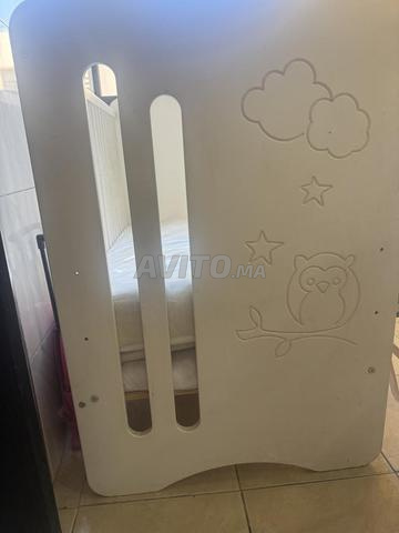 Un lit bébé KITEA 3 niveaux - 2