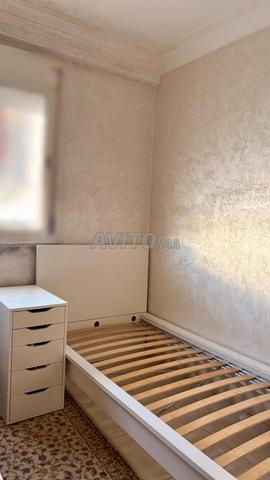 2 Deux cadres de lit et meuble à tiroirs IKEA - 2