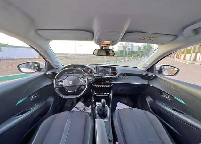 PEUGEOT 208 ALLURE SANS ADBLUE