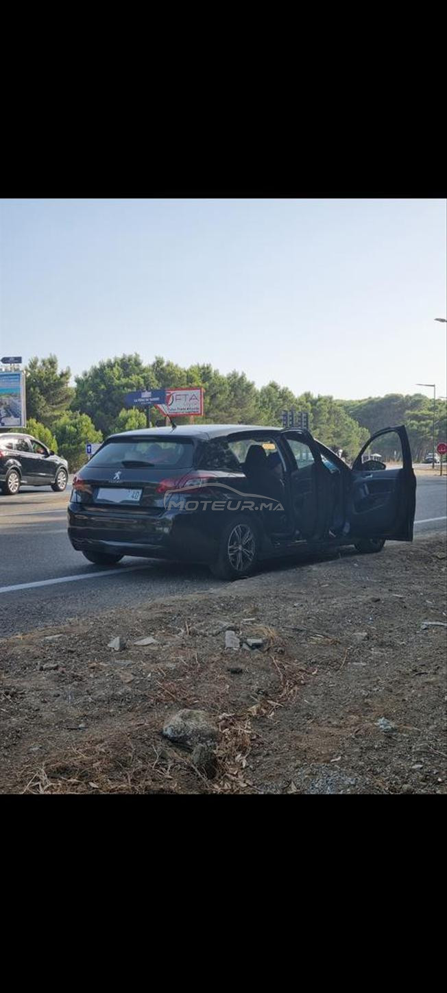 سيارة peugeot 308