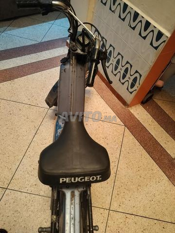 PEUGEOT CLIP - 2