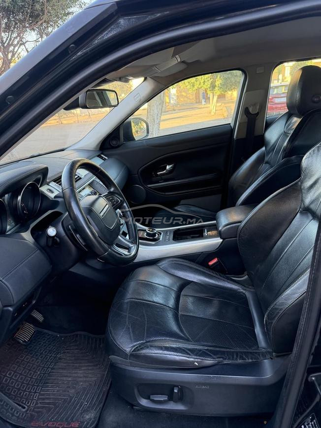 Range Rover évoque 