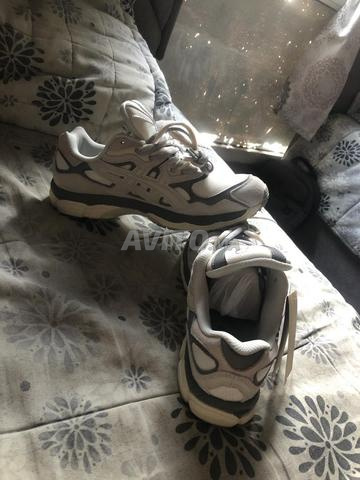 Chaussures Asics neuves à bon prix - 2