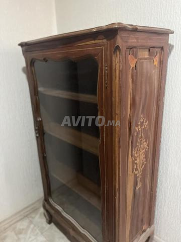 Armoire vernis endommagé - 2