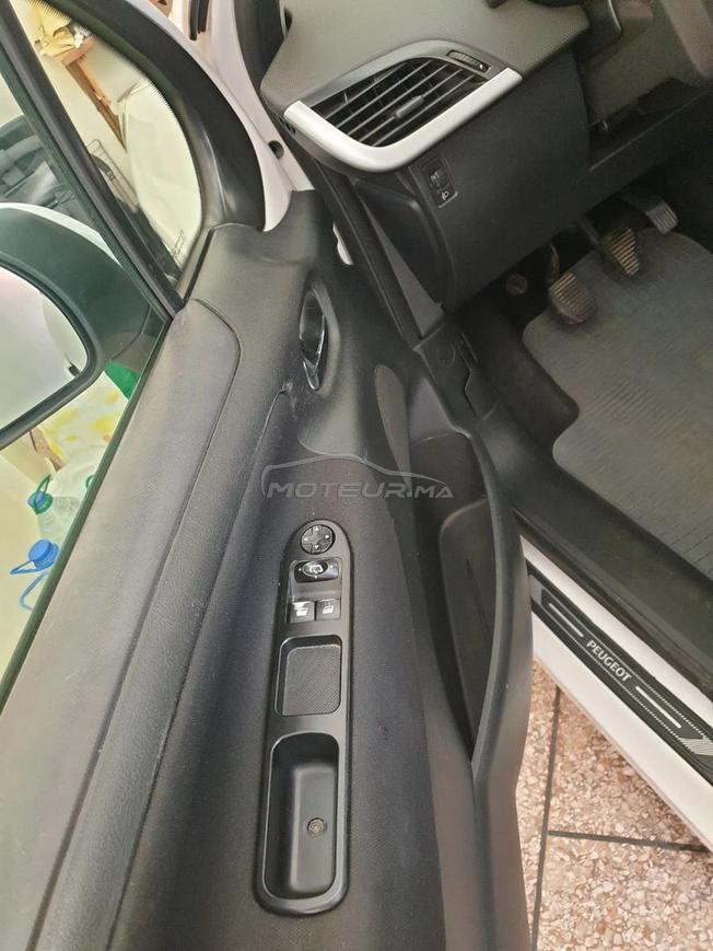 Peugeot 207 Diesel Manuelle 2010 à Khouribga