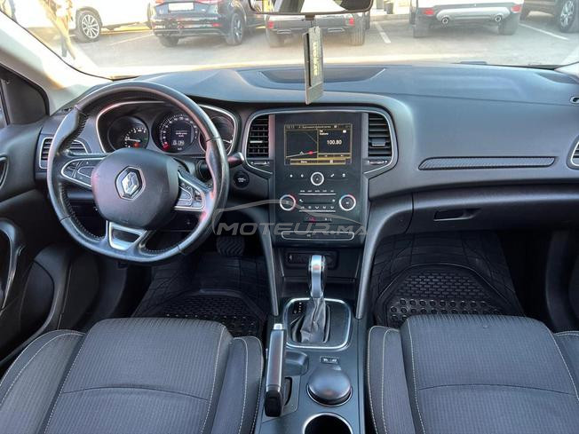 Renault Mégane 4 diesel boîte automatique 2021