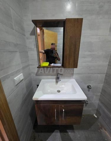 Meuble de salle de bain moderne - 2