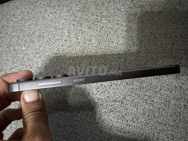 Samsung S24 FE comme neuf - 2