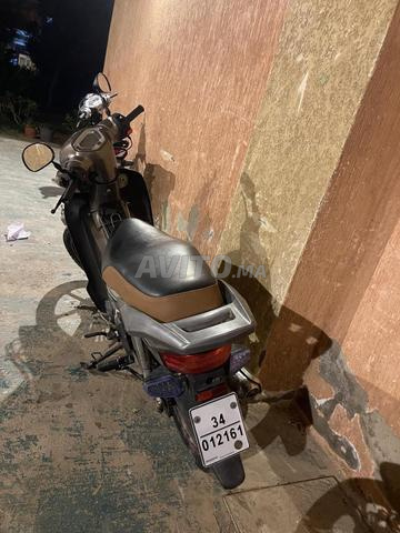 Moto à vendre - 2