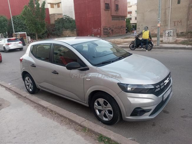 dacia sendiro 