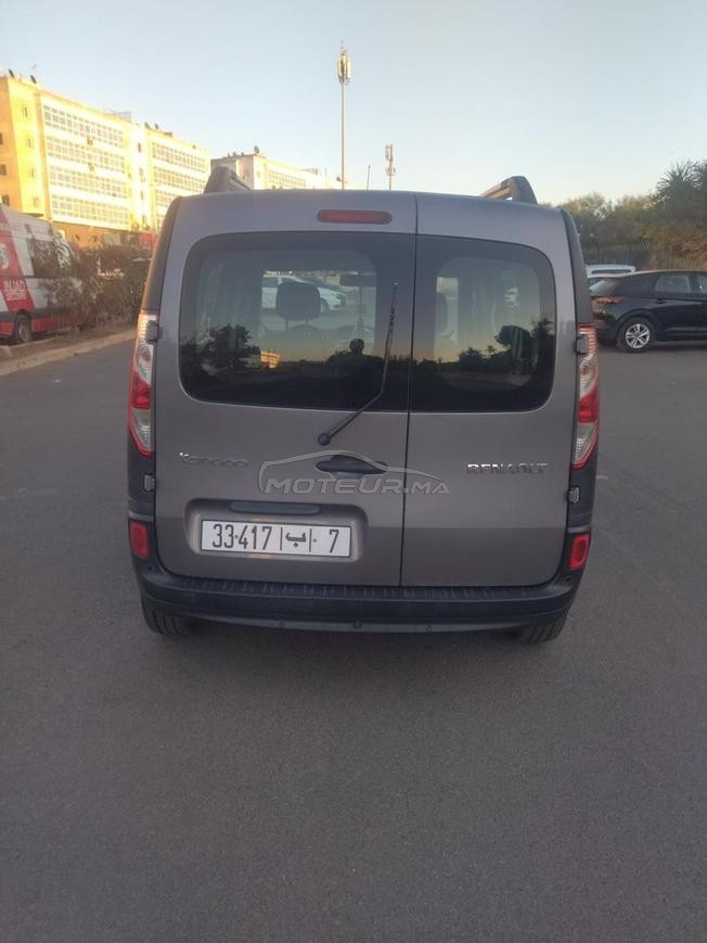 voiture Renault Kangoo 