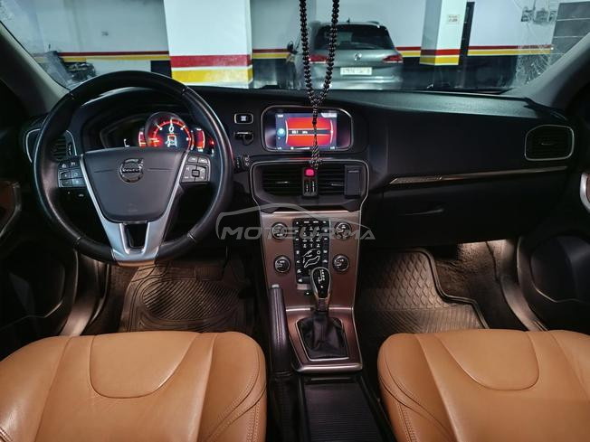 Volvo V40 Diesel Automatique 2018 à Casablanca