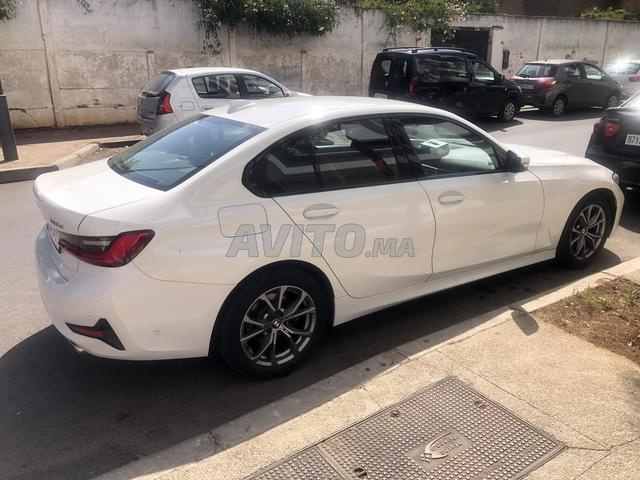 A VENDRE BMW LUXURY SÉRIE 320 D DRIVE - 2